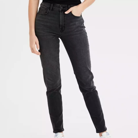 American Eagle Outfitters Denim - American Eagle high rise stretch black mom jean